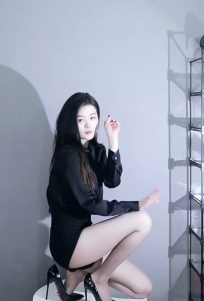 张昔由抖音12V火辣热舞714M会员合集太撩人