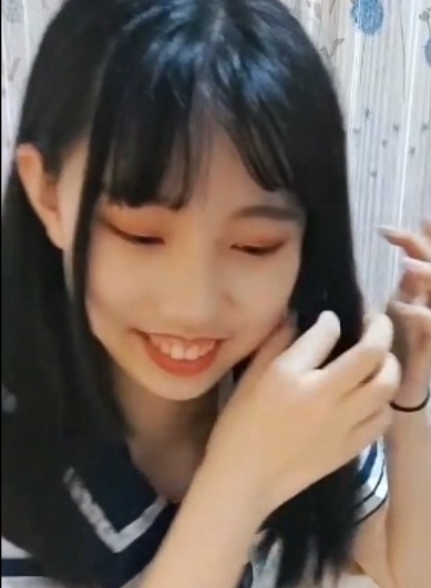 闺蜜互动樱子七七直播剪辑99部49.2g超满足