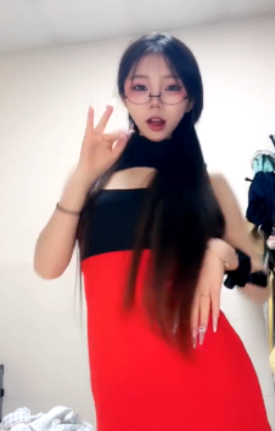 03小师妹热舞推车合集27部14.85G优质蜜桃臀