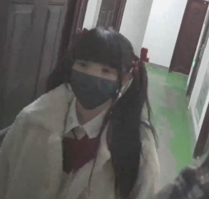 山楂树妹子JK服装超可爱视频3v200m