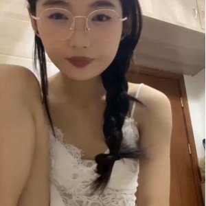 云盘困困兔诱惑直播合集49部37G校园风