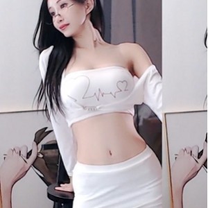 35G虎牙白千涵诱惑表情舞视频121部尤物级