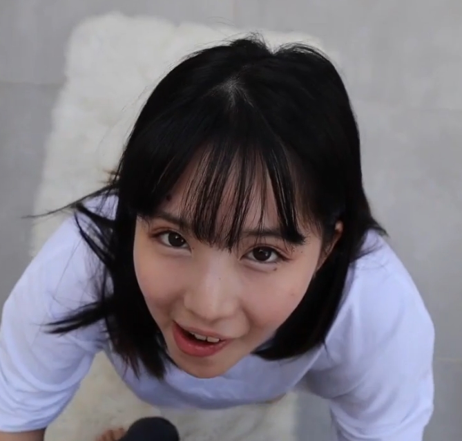 香蕉妹推特劲爆视频合集25部505G太丰满了