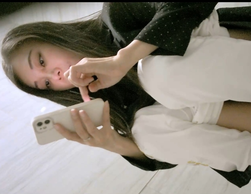 隔墙有眼白裙导师光阴纹身厕拍3.22G劲爆合集