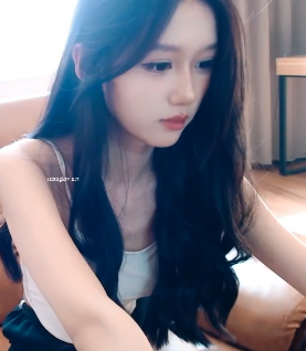 推特长发波浪妹热舞合集1V362M优质身材