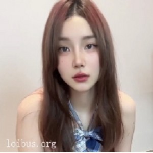 天美传媒反差女孩〖XiaoGuaLu〗超薄黑丝诱惑[1V8P+703 MB]
