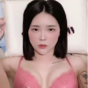 b站WE大舅子贤妻【yuka金提莫】首次亮相火箭定制[2v+2.35G]