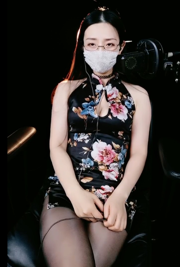 10部20G百媚暖暖音频平台骚麦太够劲