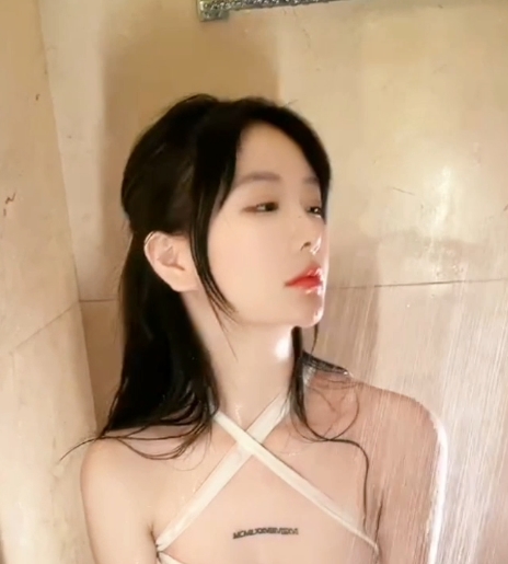 谢小蒽秀人网福利视频28G合集这曲线绝了