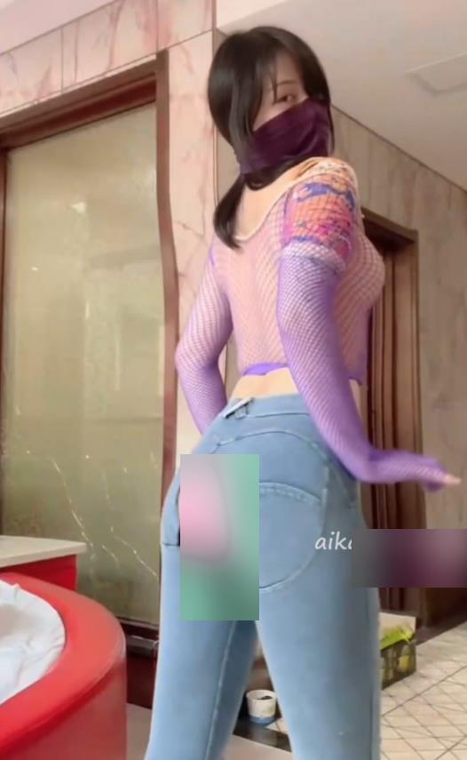 推特小汤圆丝足诱惑121G合集55部绝美腿模