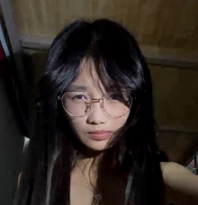 清纯眼镜妹宿舍放纵自嗨1V804M反差难耐